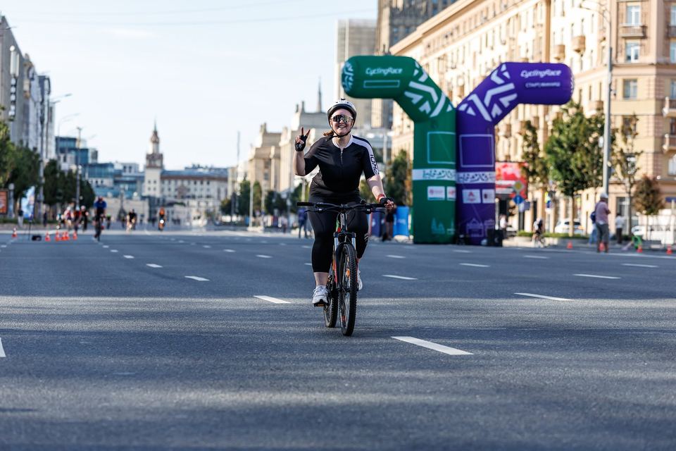 Фото 08abfee7a5c641328ebfbdb3120bbc92 с события Cyclingrace Вечернее Садовое
