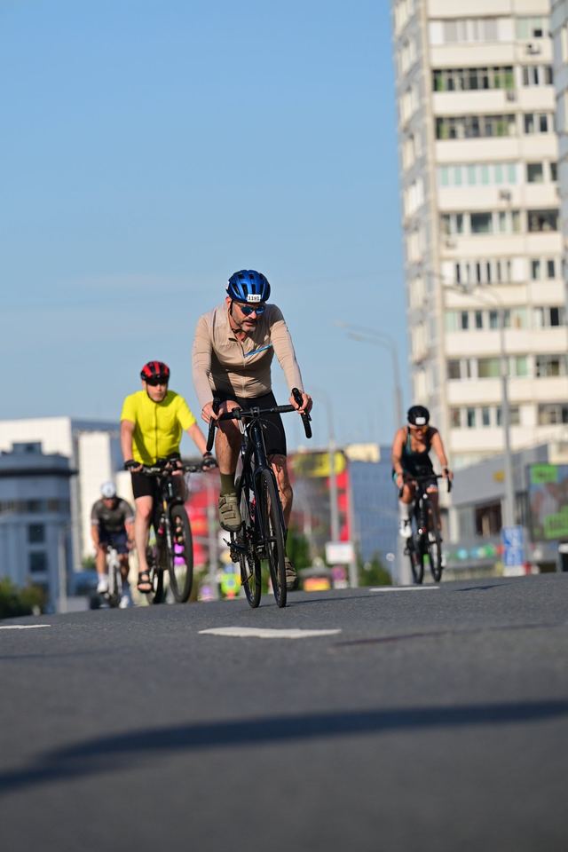 Фото e66f6ae408f346cb8bd39f81eee6bff1 с события Cyclingrace Вечернее Садовое