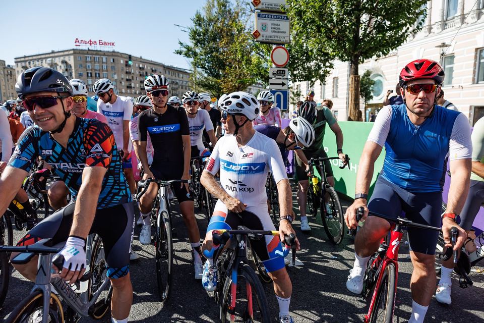 Фото b6071c8d6c634ecc83fafd2ad4781d01 с события Cyclingrace Вечернее Садовое
