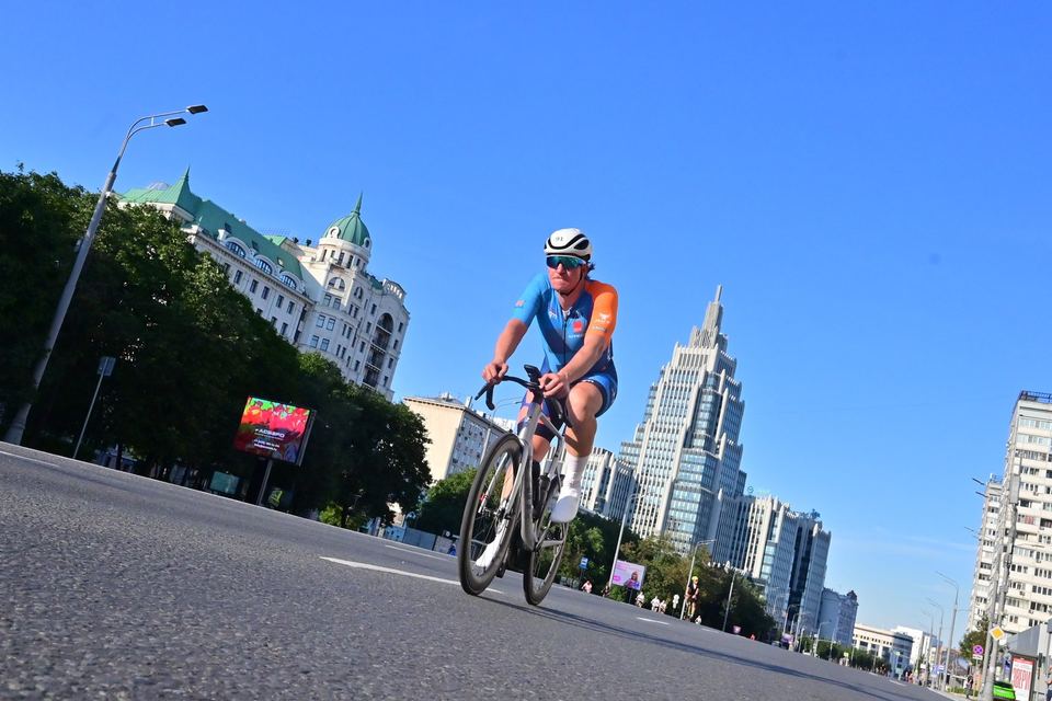 Фото a7da7f814d4a4b5fb753e65280e79401 с события Cyclingrace Вечернее Садовое