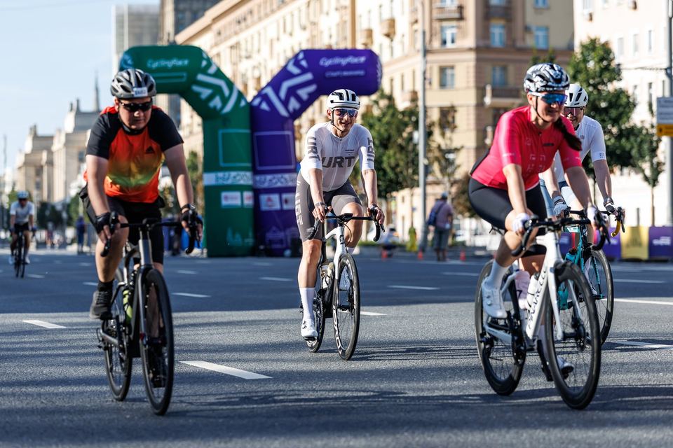 Фото ce8907fef64b4695b07218c8d0bb01c0 с события Cyclingrace Вечернее Садовое