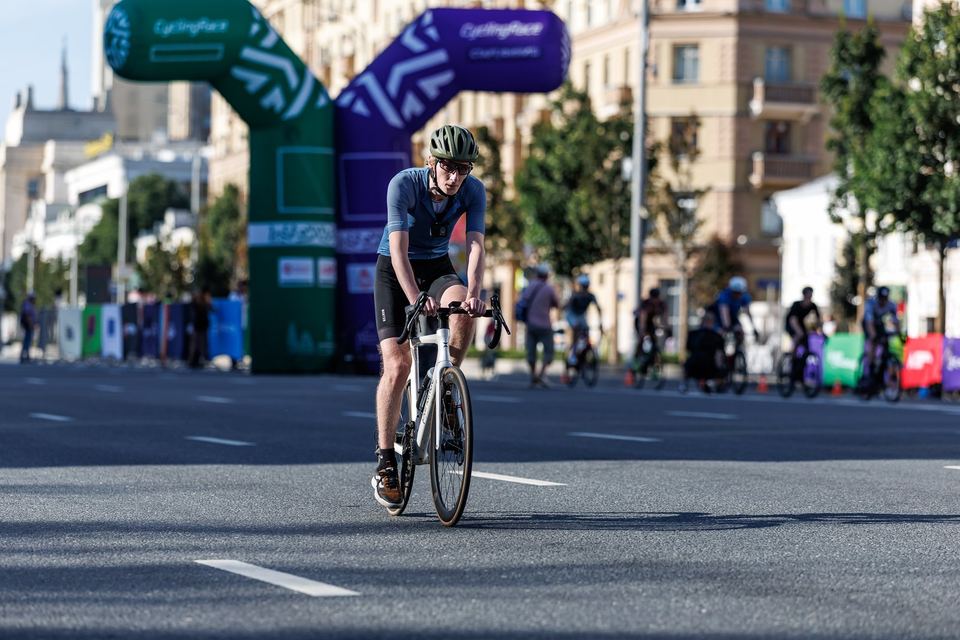 Фото 678aff21f8f143859bfebc1085df0fd4 с события Cyclingrace Вечернее Садовое