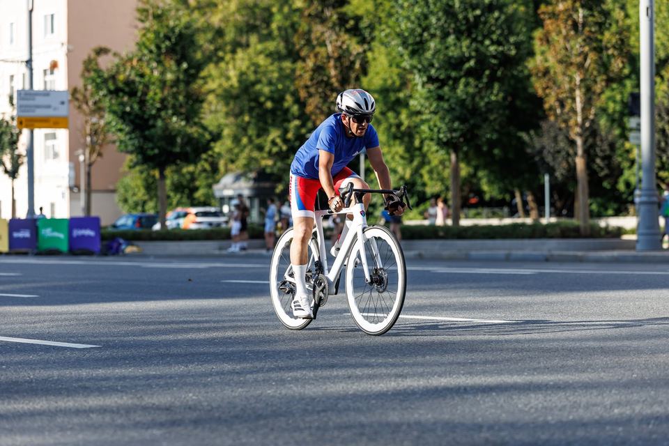 Фото 0c8bebf8db674a4487ed699712c0b6f0 с события Cyclingrace Вечернее Садовое