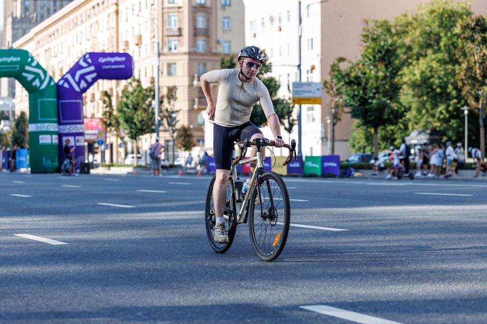 Фото 40dad862756c4d7d99a90c2336c90820 с события Cyclingrace Вечернее Садовое
