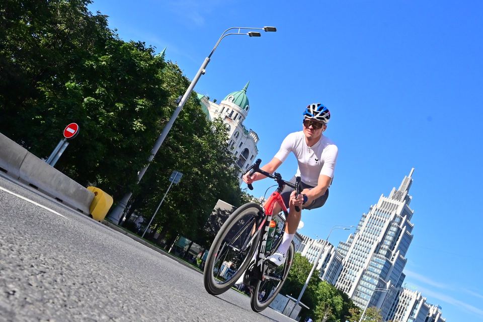 Фото 3902d69cd74b4b8199e398f253671622 с события Cyclingrace Вечернее Садовое
