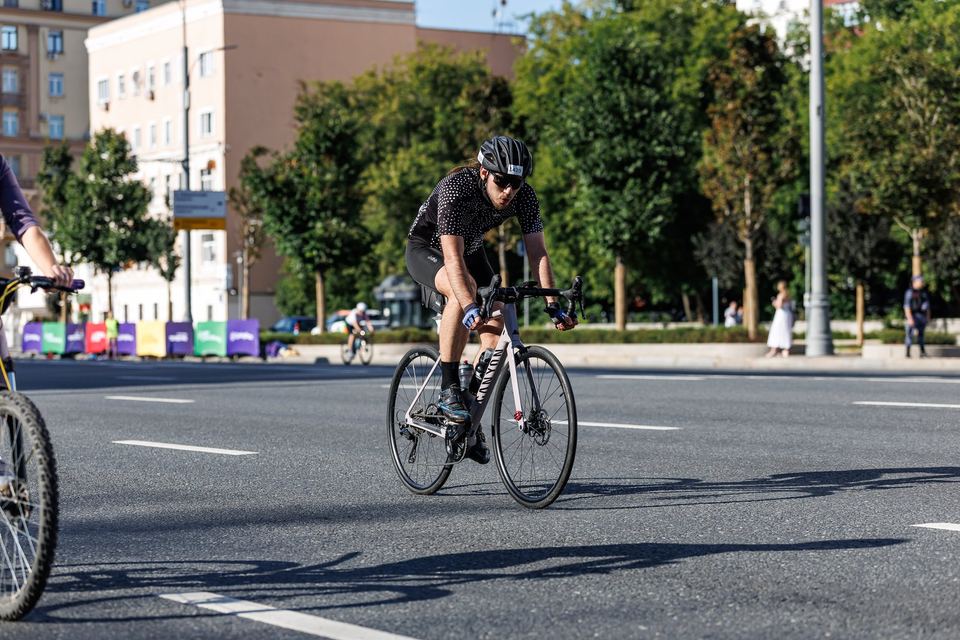 Фото edb7a6fed39741a387dc6440a6613502 с события Cyclingrace Вечернее Садовое