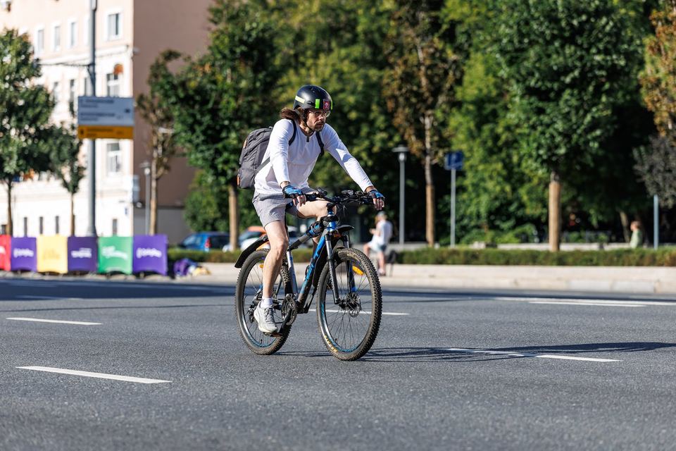 Фото 41cc934d8ede44399f0d77cb202cbea8 с события Cyclingrace Вечернее Садовое
