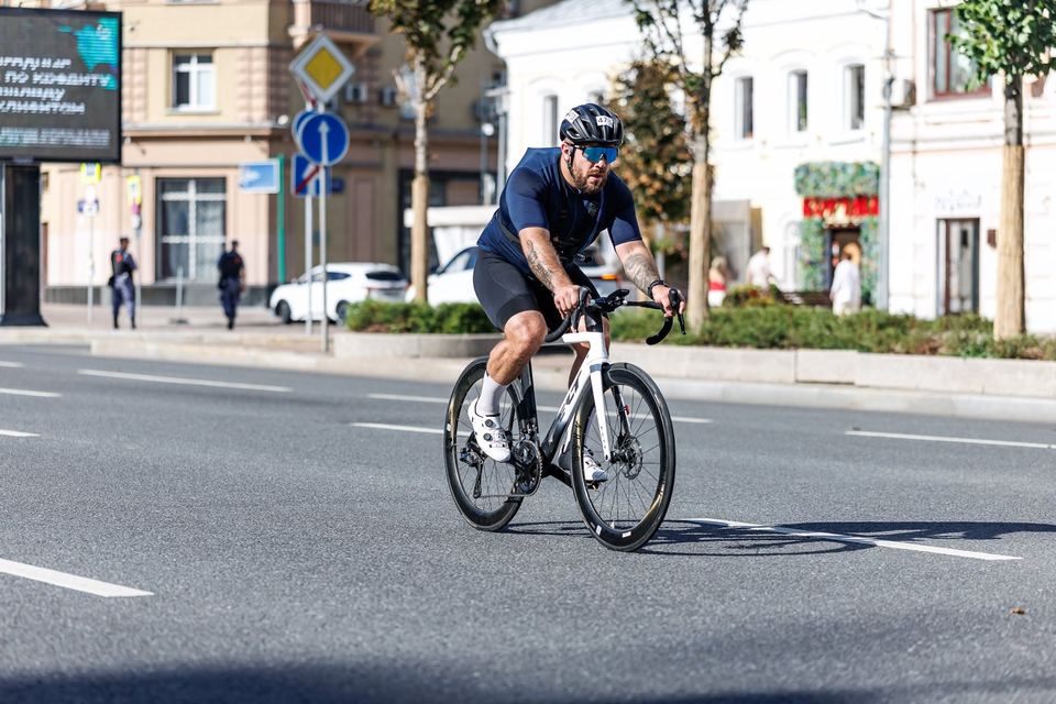 Фото 983197a76d5f44d0a00524b3d8e3926f с события Cyclingrace Вечернее Садовое