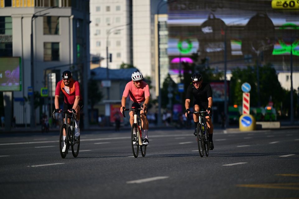 Фото b9f4dc0f890d448eb0c0da639318df17 с события Cyclingrace Вечернее Садовое