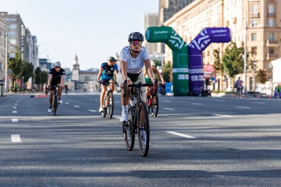 Фото c8e65121c43c44619544abb286c89aff с события Cyclingrace Вечернее Садовое