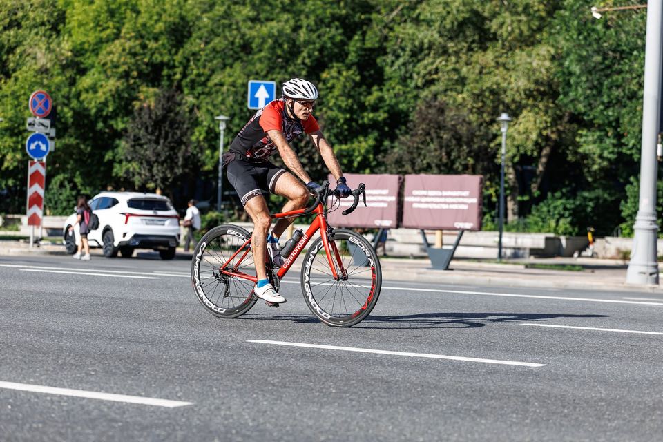 Фото f985c88092da4fbebf42d1da35e7f495 с события Cyclingrace Вечернее Садовое