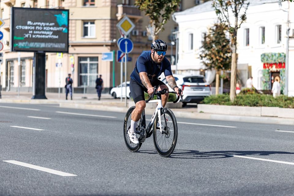 Фото 3ae820e1a5bb4ac280134f60fd25b0f7 с события Cyclingrace Вечернее Садовое