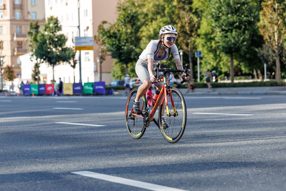 Фото 6b4d87707ffa46eba51b644ee7a13b78 с события Cyclingrace Вечернее Садовое