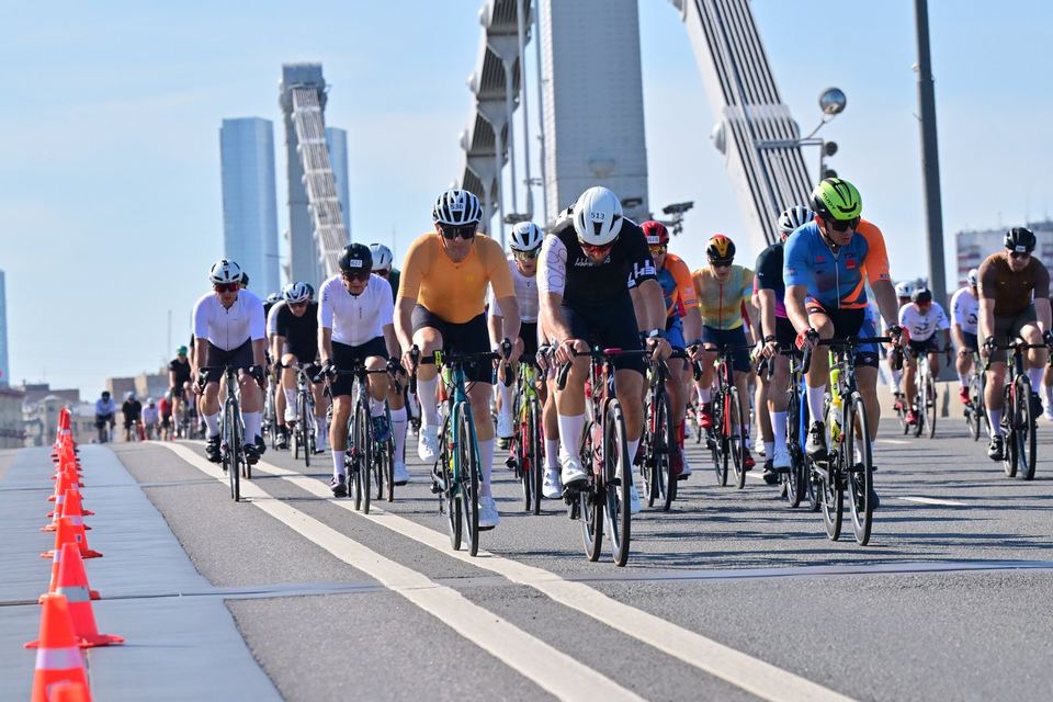 Фото 707ce72dbfd54641be5be74384f90098 с события Cyclingrace Вечернее Садовое
