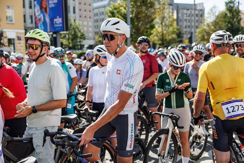 Фото e99b224fe17b404e9b53d681fd77892f с события Cyclingrace Вечернее Садовое