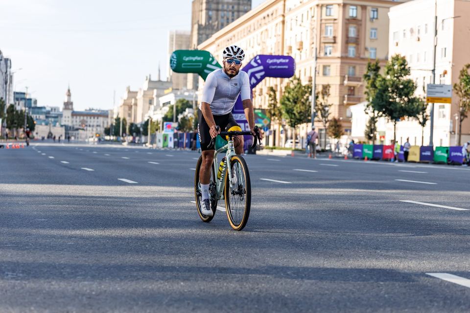 Фото 6634d80ab2f34f38bd44c9a5df3abeb3 с события Cyclingrace Вечернее Садовое