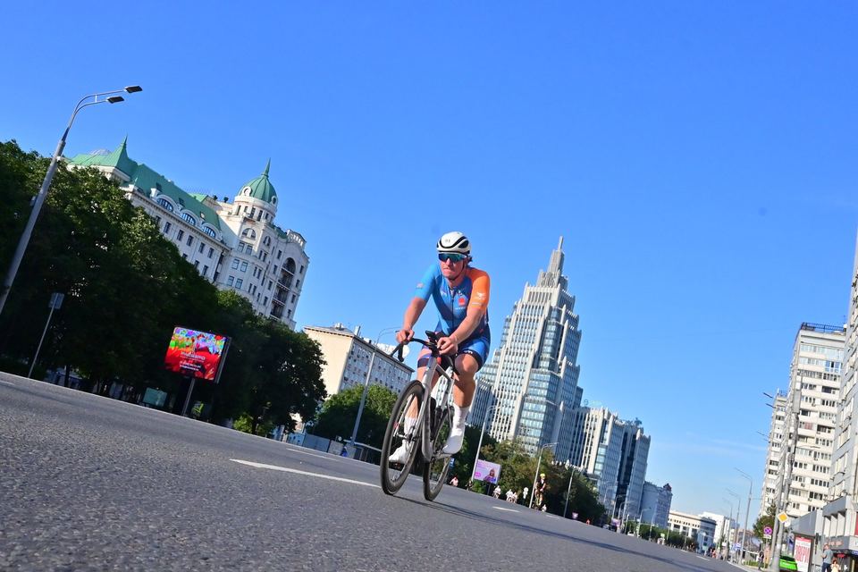 Фото 8f9bd8ecda14402fafd281ba8e0667bf с события Cyclingrace Вечернее Садовое