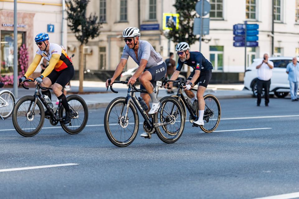 Фото 94abf7cc1e9b4ae1af264e84a7d77624 с события Cyclingrace Вечернее Садовое