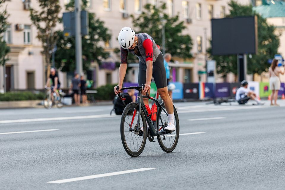 Фото bc40db8ab1e44bce9edac03a83841b27 с события Cyclingrace Вечернее Садовое