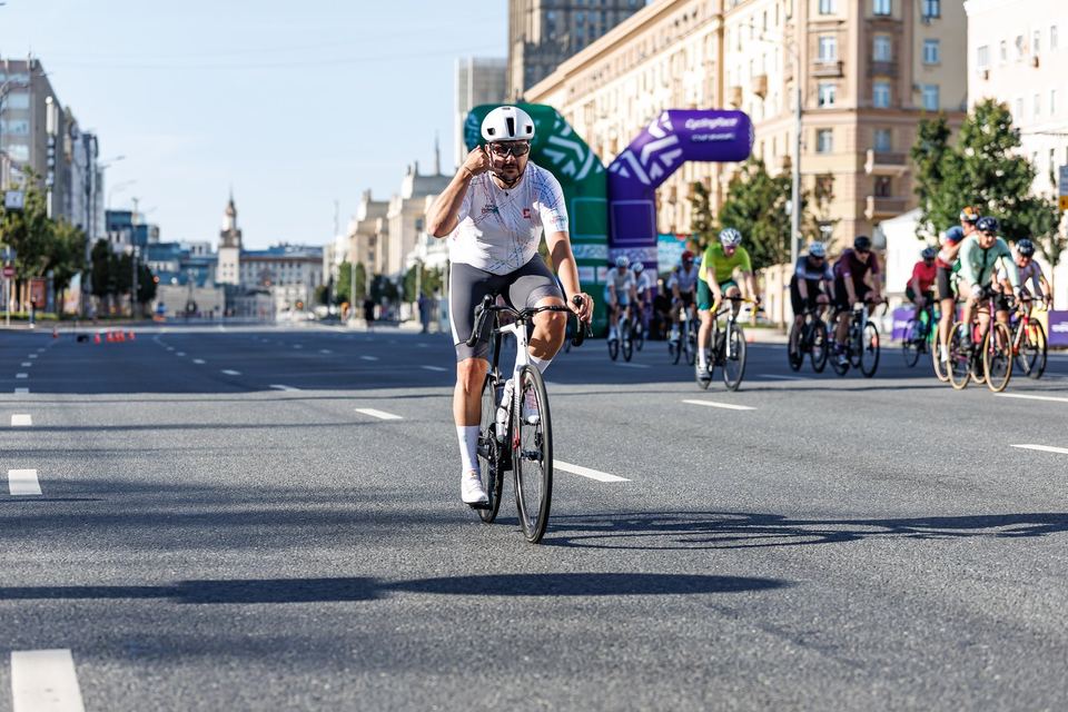 Фото 9df8d35baeb04f77a0bdd6226e4ee486 с события Cyclingrace Вечернее Садовое