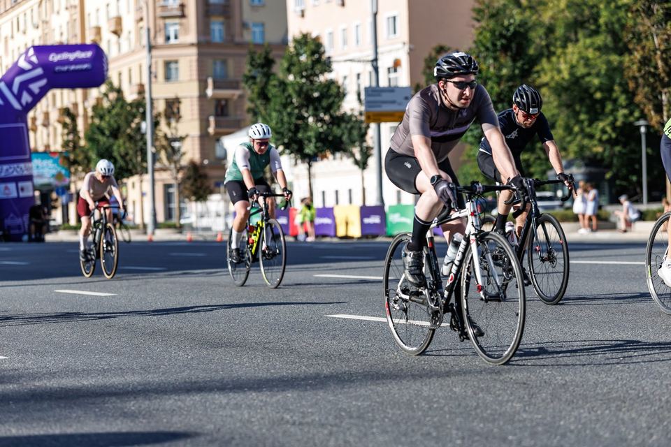 Фото e0b07acbc10543f1a1c548742bdc8468 с события Cyclingrace Вечернее Садовое