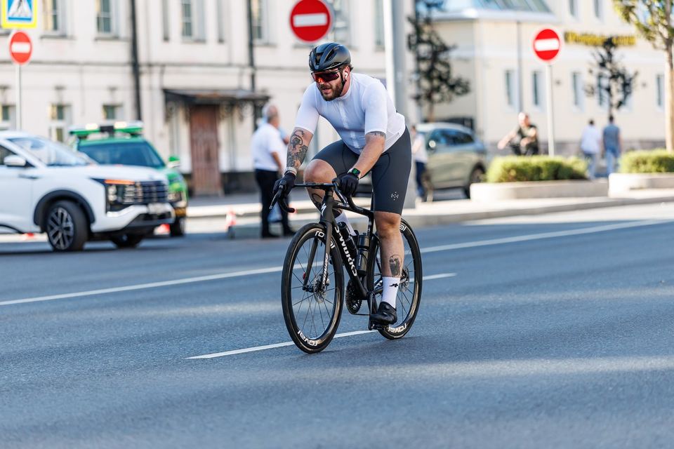 Фото 8b6a174164f74487ae9a3e0e4dd69b23 с события Cyclingrace Вечернее Садовое