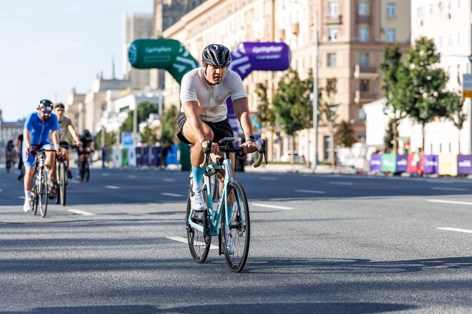 Фото 8880ffd043ac4b41860e98eaddf96e88 с события Cyclingrace Вечернее Садовое
