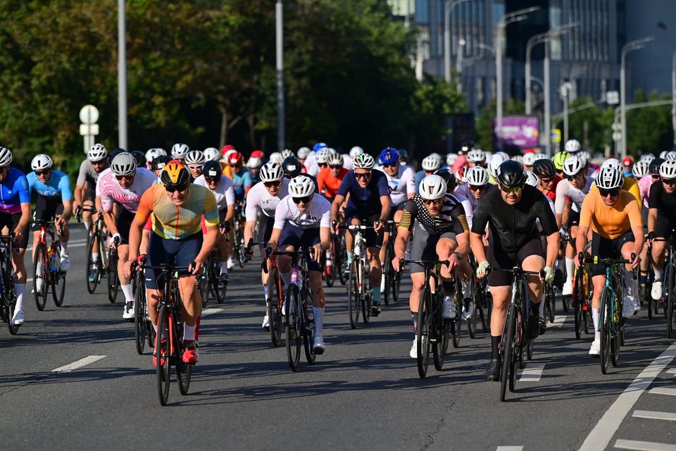 Фото b3e5fede18ab4843afb4c2060cd94e9d с события Cyclingrace Вечернее Садовое