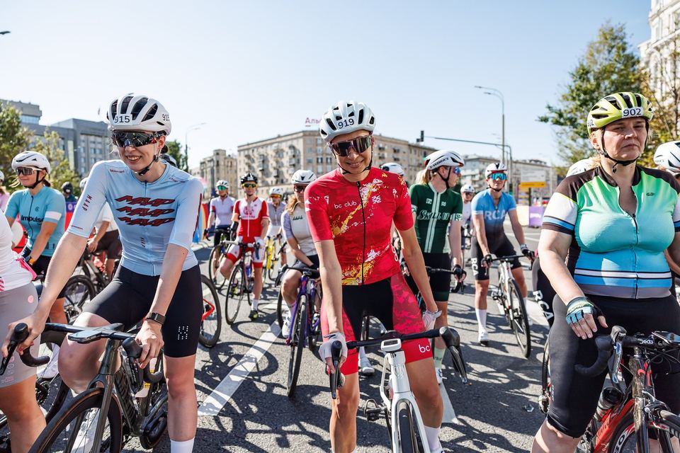 Фото ee728e8ccd474c7ebc5c21707c5b6a61 с события Cyclingrace Вечернее Садовое