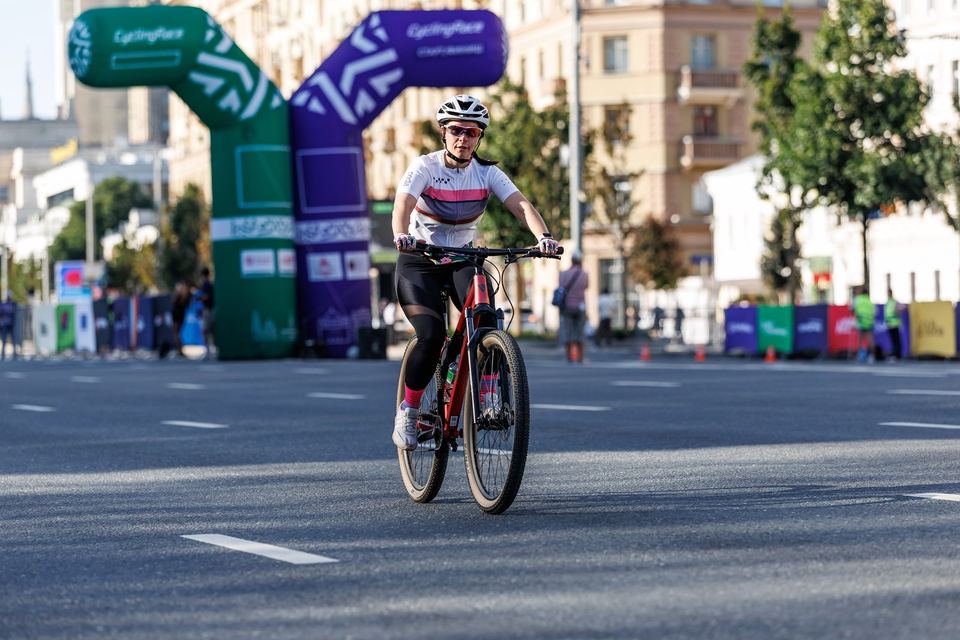 Фото b932d6b16e6e4de1b25d16dfc814bb93 с события Cyclingrace Вечернее Садовое
