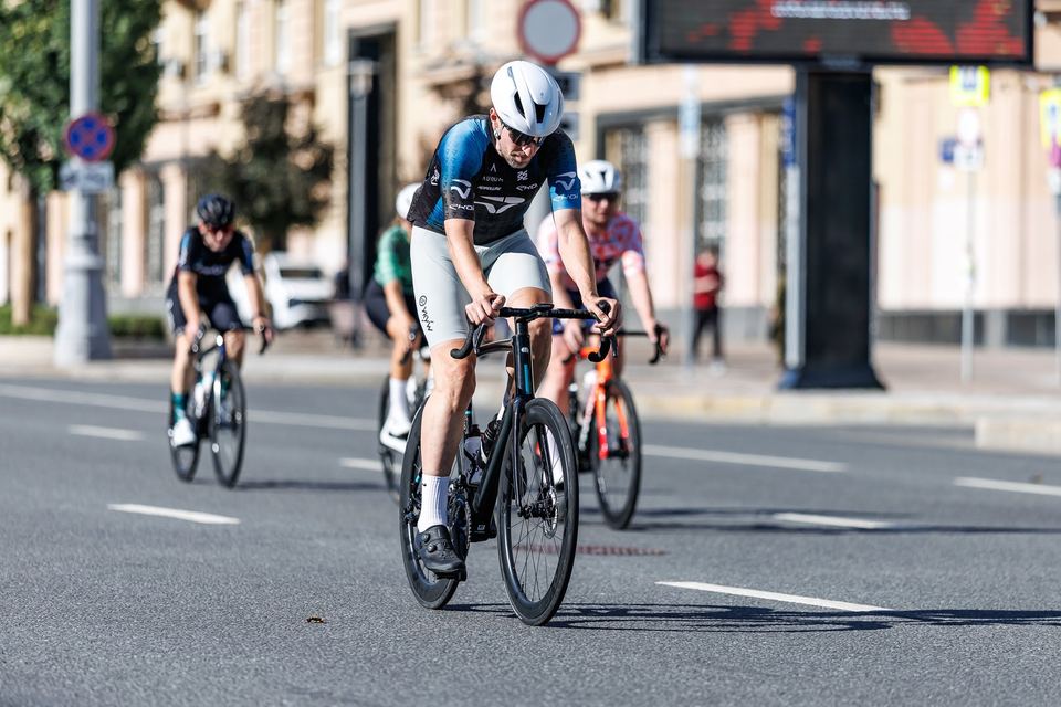 Фото 73d99b9a62dd456fb4c6d3859378f61a с события Cyclingrace Вечернее Садовое