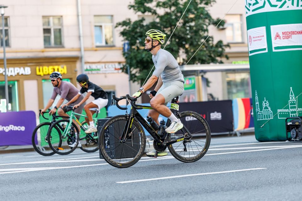 Фото 9d7da5fd02284cce83f9e7db774fa7e5 с события Cyclingrace Вечернее Садовое