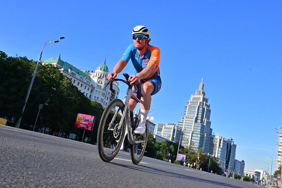 Фото f939bfcb4d0e48acbbac0f4c1518c07b с события Cyclingrace Вечернее Садовое
