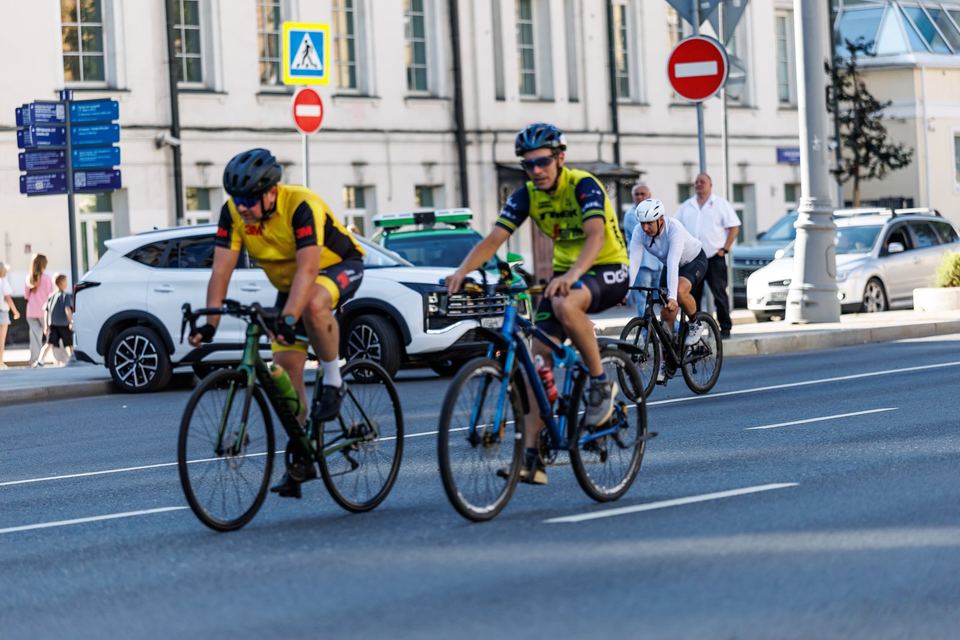 Фото c7f8d223fdd34bafb893b4b9eb018121 с события Cyclingrace Вечернее Садовое