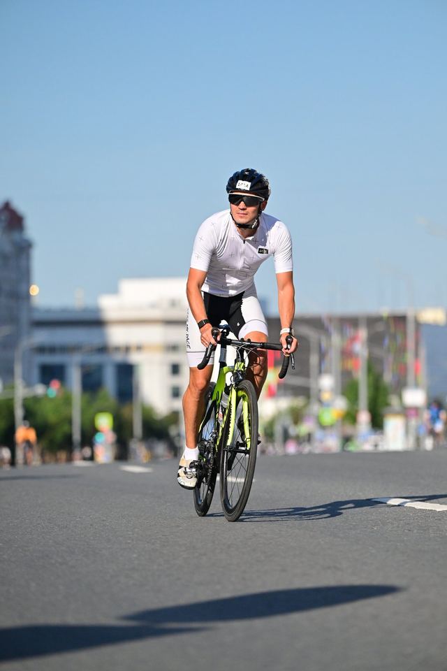 Фото e569f3ede3c248e89d36da567f75906e с события Cyclingrace Вечернее Садовое