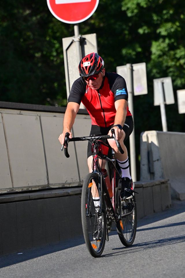Фото 7db7e1fa1ce247079745f358d9e275a6 с события Cyclingrace Вечернее Садовое