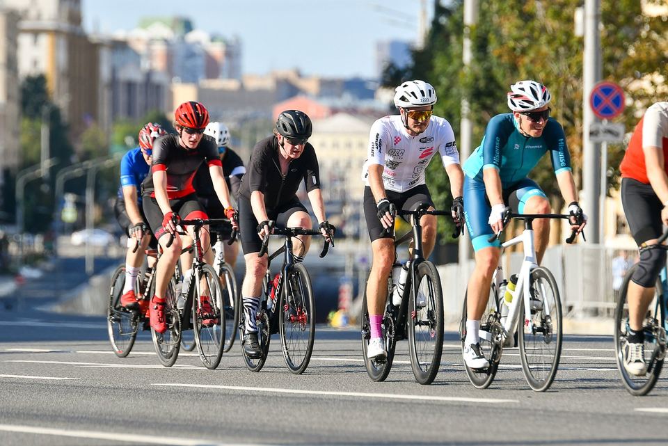 Фото 6a13e959fc484ac398f0097ee503fdef с события Cyclingrace Вечернее Садовое