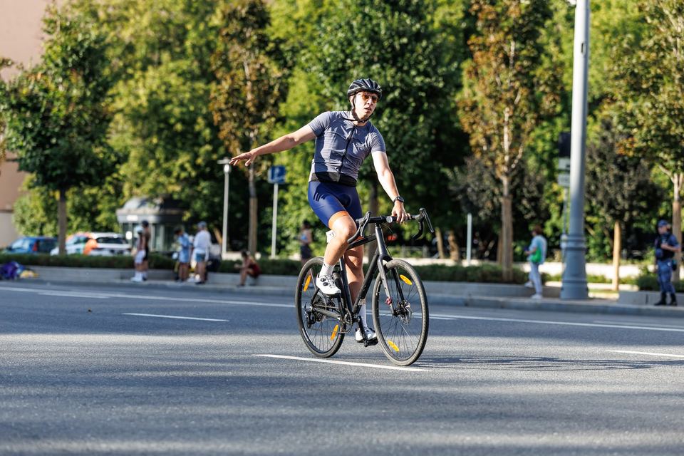 Фото 8c1ede530c1f413488b8ec28c45da7f1 с события Cyclingrace Вечернее Садовое