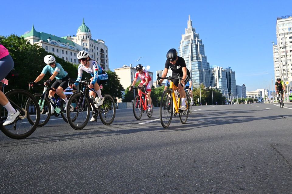Фото 4ddd7d9032f3437ab33f9eb3ff19f872 с события Cyclingrace Вечернее Садовое