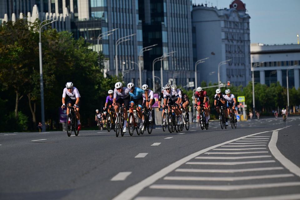 Фото 4b79ede2998e4ac8b2b3b90f676ecc4a с события Cyclingrace Вечернее Садовое