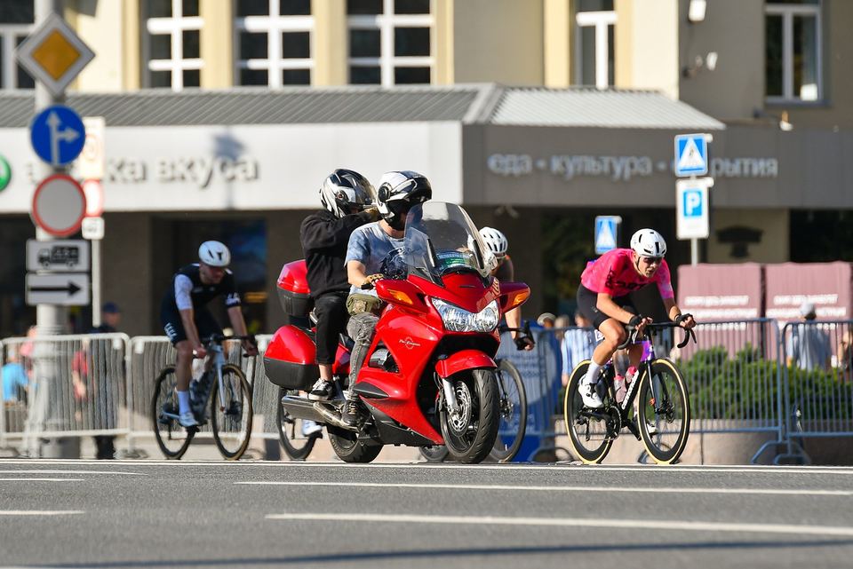 Фото b4d961b9e8c24ef99f80318a879b2810 с события Cyclingrace Вечернее Садовое