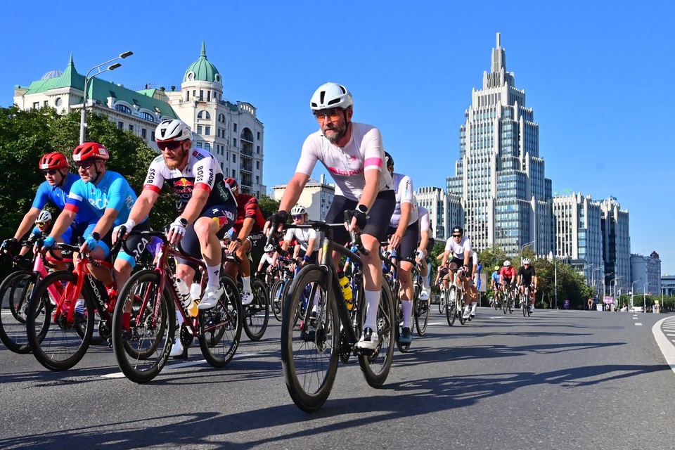 Фото 8e05042642d942f2be206f4efec06346 с события Cyclingrace Вечернее Садовое