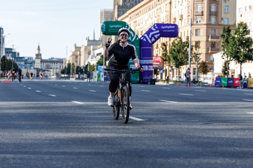 Фото 617c4a6ef685475894b470e760cb7eba с события Cyclingrace Вечернее Садовое