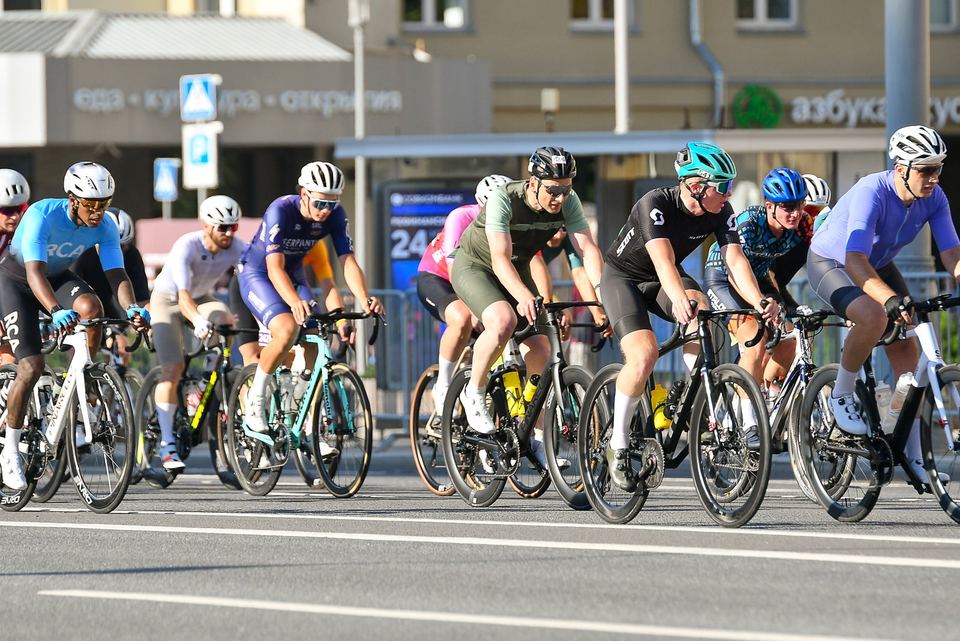 Фото a01af0addf6b4982b8412d02db80013e с события Cyclingrace Вечернее Садовое