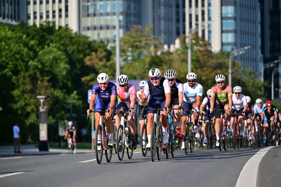 Фото 58a668a1a4c9432f92fdb1b87699ddf3 с события Cyclingrace Вечернее Садовое