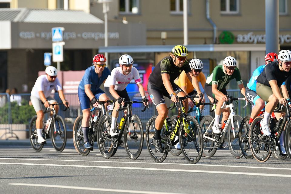 Фото 1f378255f4274f21b6aea82765543c48 с события Cyclingrace Вечернее Садовое