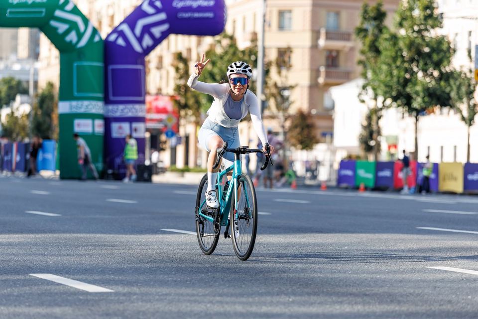 Фото 79ddbad99b4d47aeae7c6836e885e654 с события Cyclingrace Вечернее Садовое