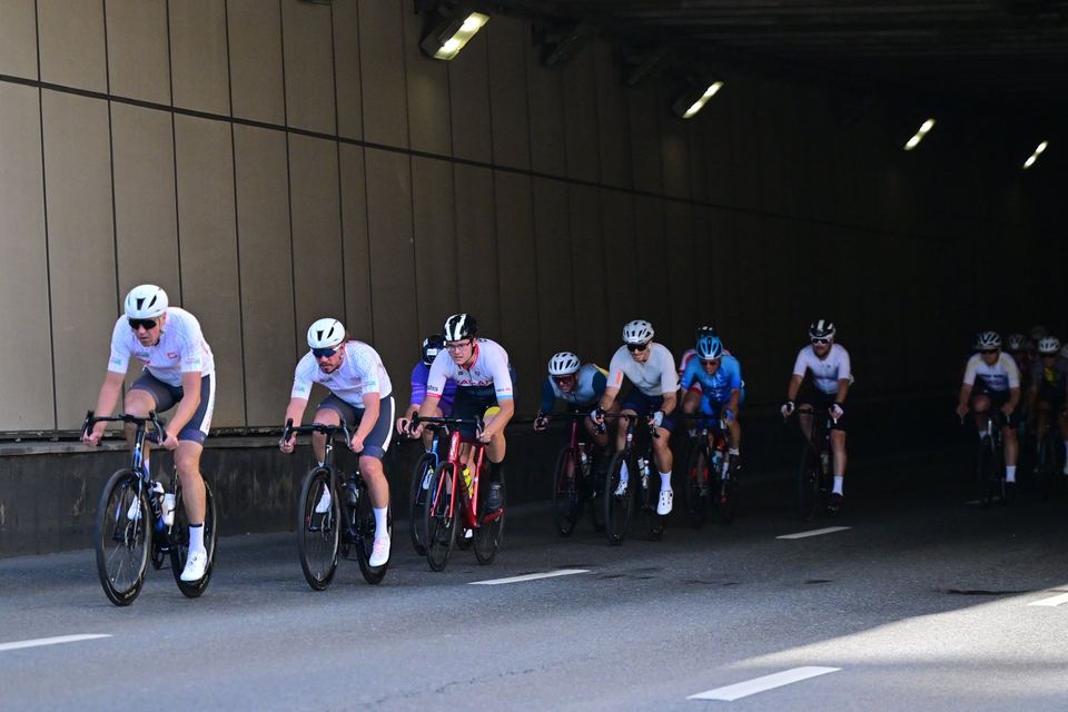 Фото 7a4ff29bad3f423fbb61e562bd5fd782 с события Cyclingrace Вечернее Садовое