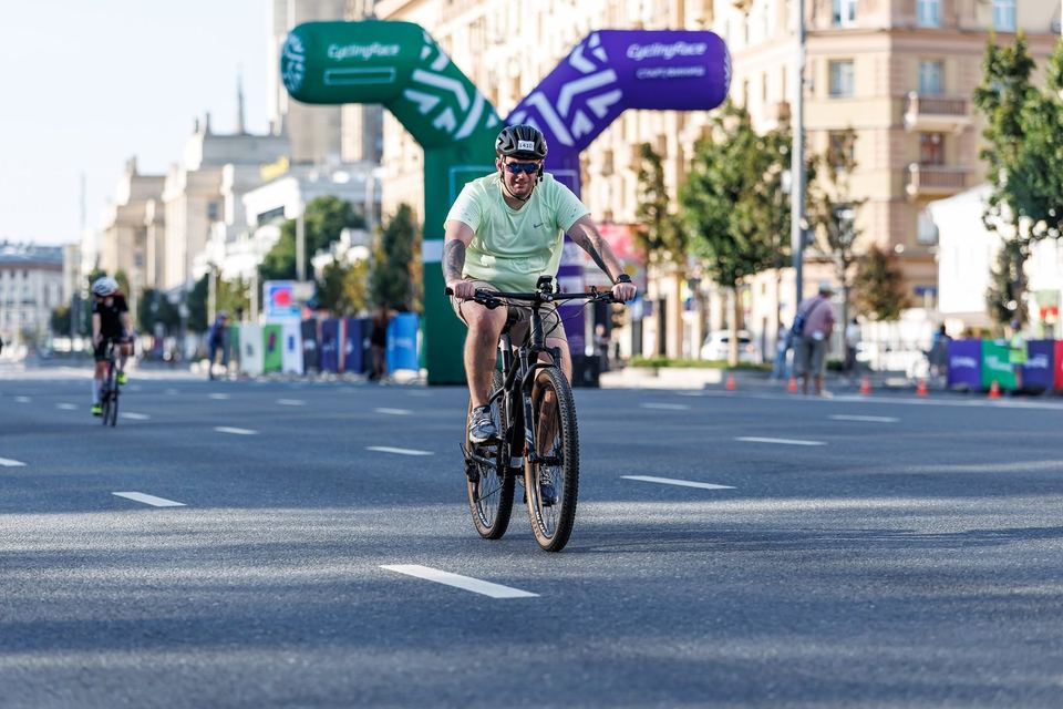 Фото 396104d84b2447ea80e36850bbd4499d с события Cyclingrace Вечернее Садовое