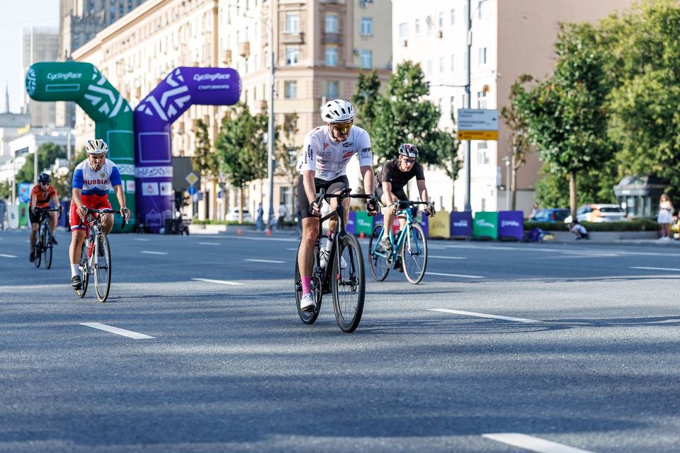 Фото dfe4e5ce99994455ad19217f2fa254be с события Cyclingrace Вечернее Садовое